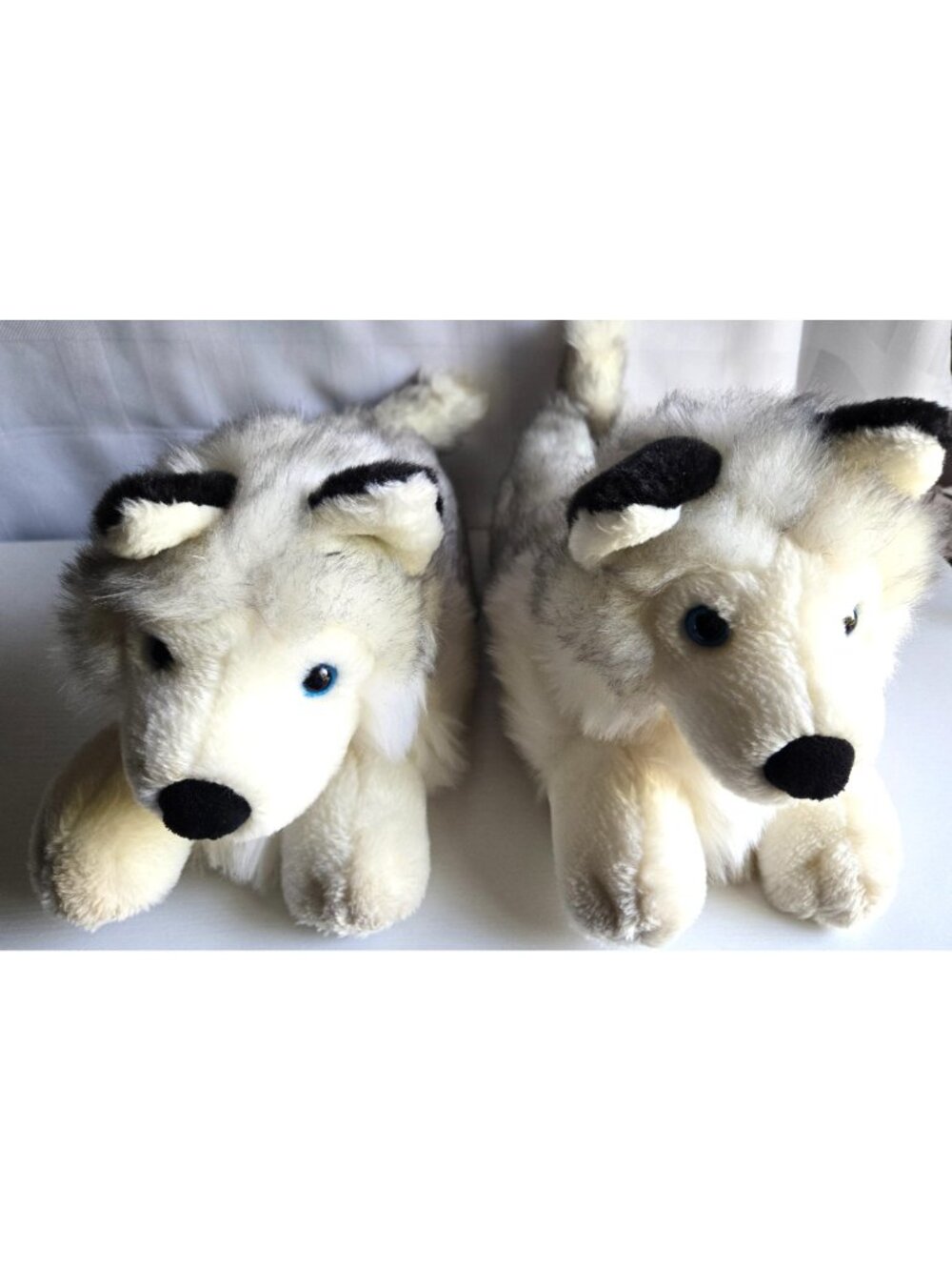 Beverberry Fuzzy Wolf  Women's Slippers Size W 7-9 - Picture 6 of 8